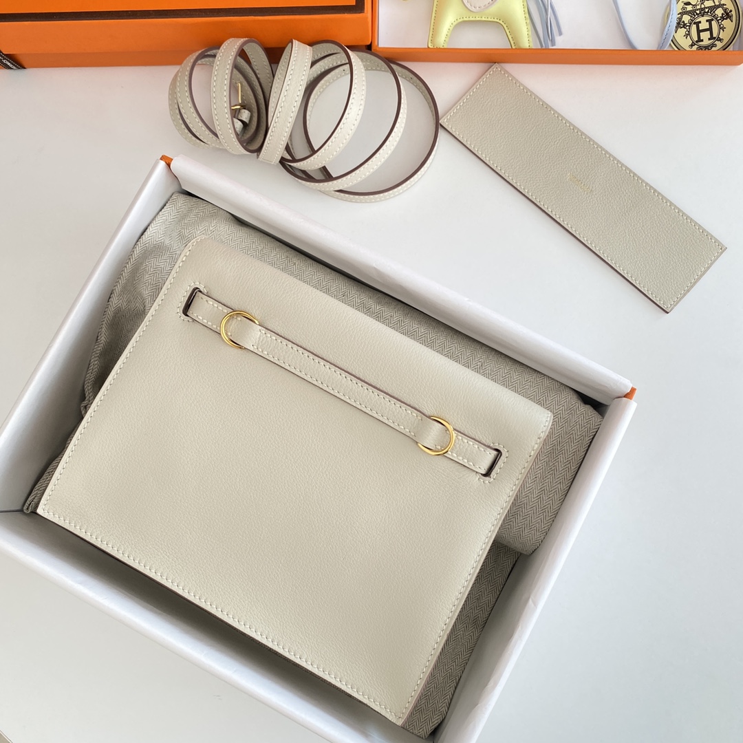 Hermes Kelly Danse Evercolor Bag In Cream White Color